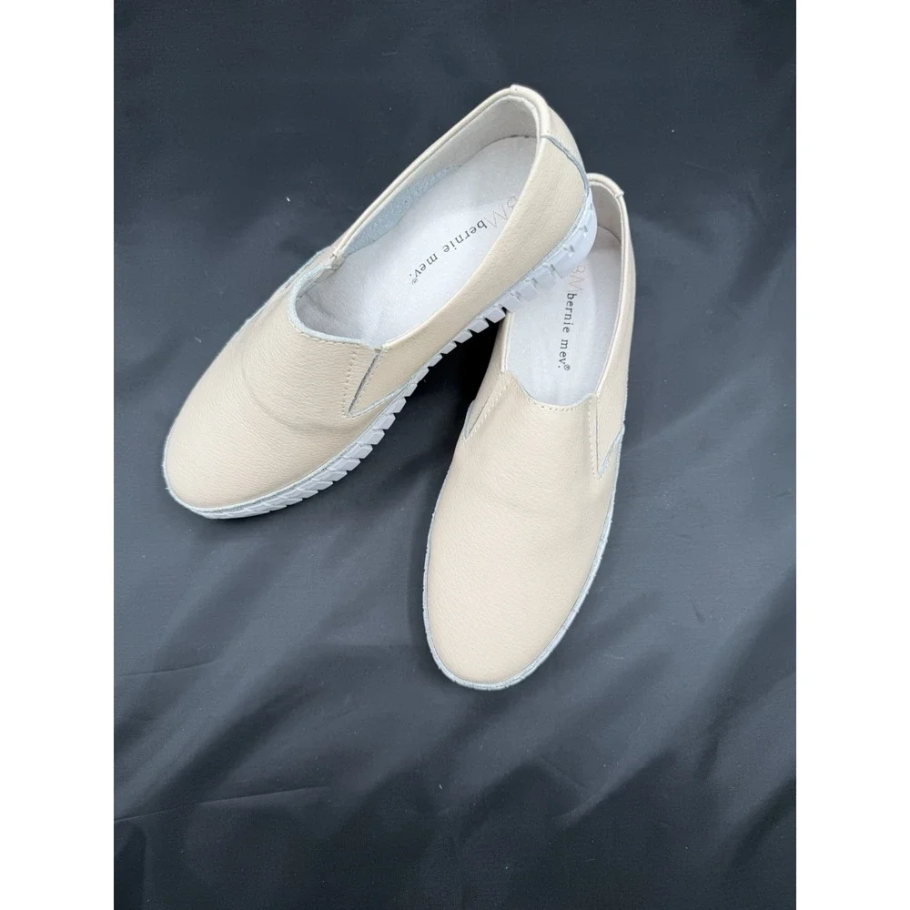 Bernie Mev Women's TW39 Slip One Cream Color Size 39/8-9